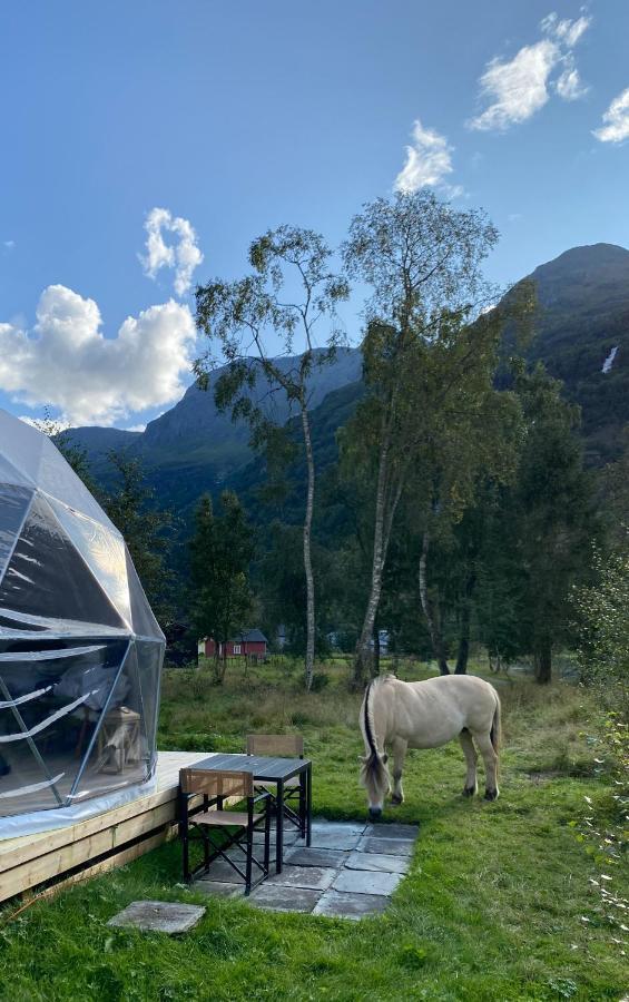Olden Glamping - One With Nature Stryn Exterior photo